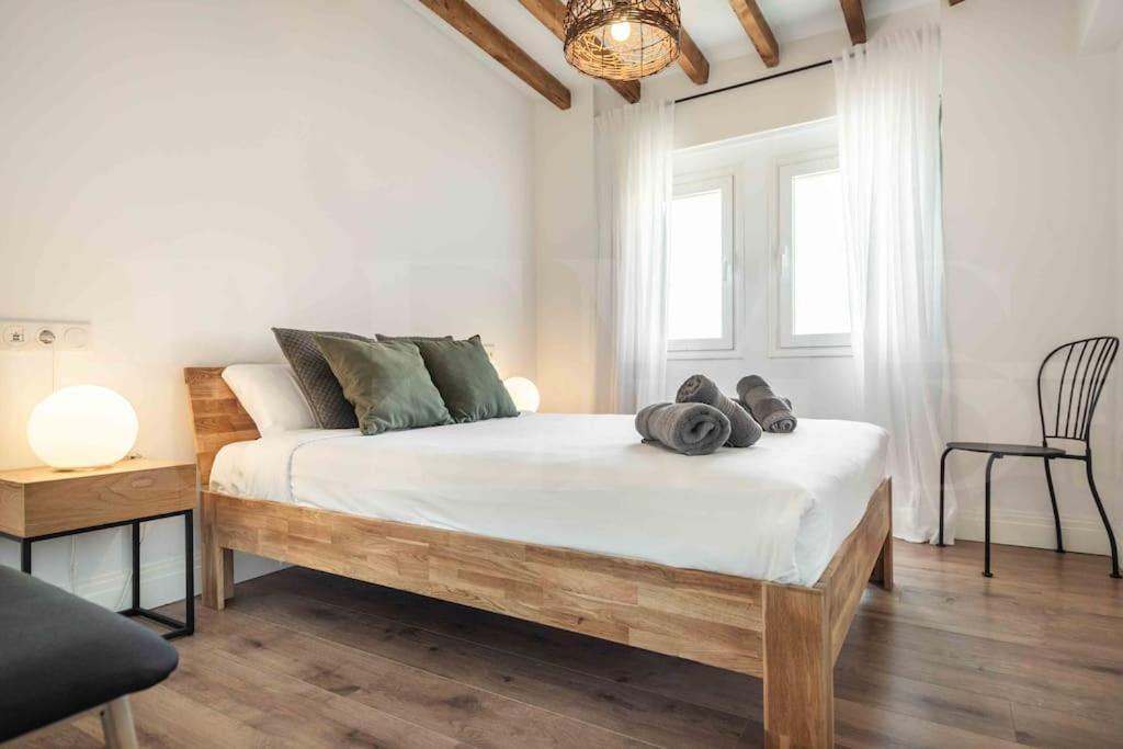 Modern Apartment Next To The Cervantes Theatre By Rems Malaga Ngoại thất bức ảnh